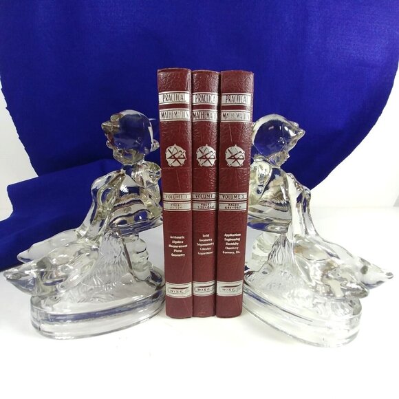 Vintage Pair of Clear Glass Bookends Girl Feeding Geese - Picture 2 of 11